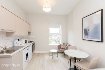 Apartment 7, 50 Castle Avenue, Clontarf, Dublin 3 — photo 3