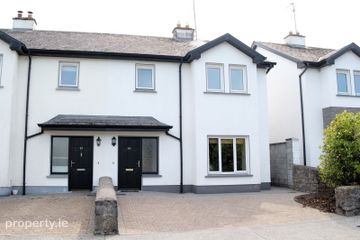 68 Baunoge, Mountpleasant, Loughrea, Co. Galway, H62X678