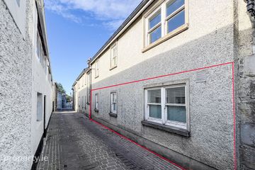 Apartment 6, New Row, New Building Lane, Kilkenny, Co. Kilkenny, R95FP86 — photo 2