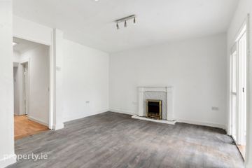 7 Old Bray Road, Cabinteely, Dublin 18, D18T2T0 — photo 2
