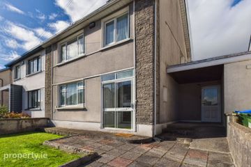 8 Kincora Park, Ennis, Ennis, Co. Clare, V95RK6X — photo 2