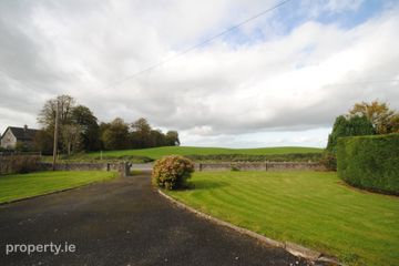 Carrig, Limerick Road, Roscrea, Co. Tipperary, E53 T209 — photo 2