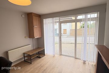 2 Bed Apartment, Thornleigh Row, Swords, Swords, Co. Dublin — photo 2