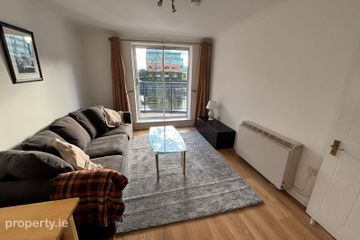 Apartment 28, The Baily, Custom House Harbour Apartments, IFSC, Dublin 1 — photo 2