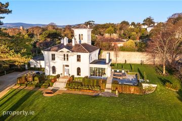 Mentone, Marino Avenue East, Killiney, Co. Dublin, A96 FW42