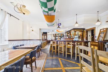 The Grattan Bar, 1-2 Bridge Street, Waterford, X91 YD52 — photo 2
