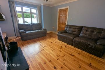 8A Dun Ri, Athenry, Co. Galway, H65X665 — photo 3
