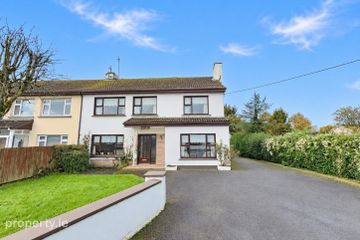 Rooska House, Quin, Ennis, Co. Clare, V95AK79