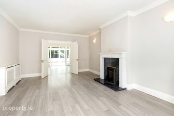 16 Brighton Hall, Brighton Road, Foxrock, Dublin 18, D18W940 — photo 3