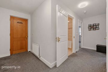 15 Mayeston Court, Finglas, Dublin 11 — photo 3