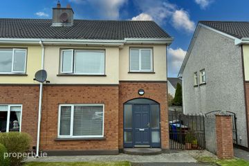 17 Rockvale, Rathbawn, Castlebar, Co. Mayo, F23 YP73