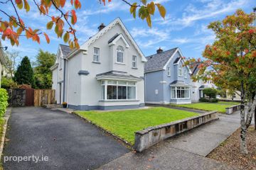 11 Powerscourt, Tulla, Co. Clare, V95 DK60