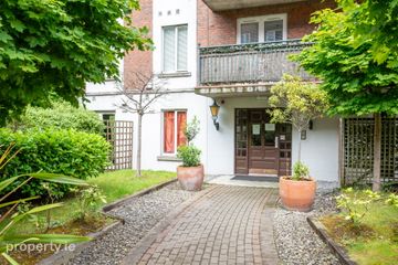 Apartment 9, Block 1B, Rathmines Town Centre, Rathmines Road Lower, Dublin 6, D06W535 — photo 2