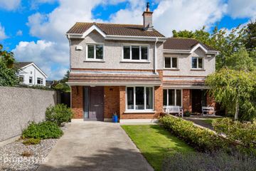 1 Del Val Court, Sutton, Dublin 13, D13 X6P2