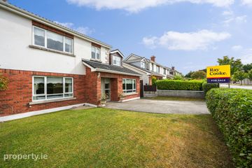 2 The Hall, Curragh Grange, Newbridge, Co. Kildare — photo 2