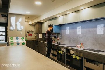 Kinlay Hostel Student Accommodation Galway, Eyre Square, Galway, Galway City Centre, Co. Galway — photo 2