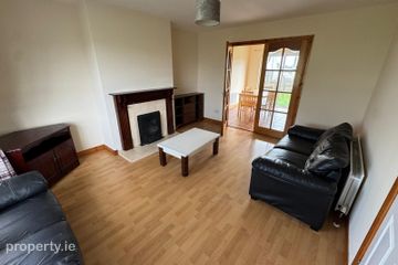 10 Solomons Hill, Letterkenny, Co. Donegal — photo 3