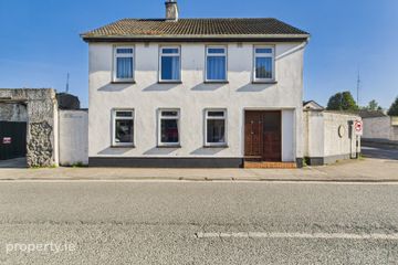 Tayside, River Street, Clara, Co. Offaly, R35YR02