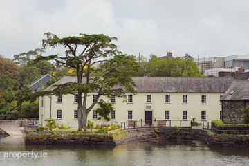 Scilly, Kinsale, Co. Cork, P17H580