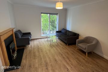 2 Bed Apartment, Mount Andrew Rise, Lucan, Dublin 20 — photo 2