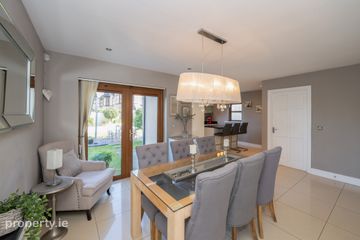 2 Monfield, Garryduff, Rochestown, Cork, T12 D5YP