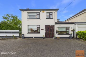 Woodview House, 74 Woodview Grove, Blanchardstown, Dublin 15, D15YTP0 — photo 2