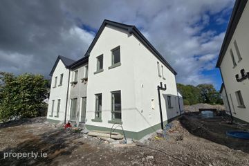 2 Cuirt Ghallagh, Castleblakeney, Co. Galway, H53H2T3