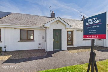 8 The Mews, Hook View, Coxtown, Dunmore East, X91 H7X9 — photo 2