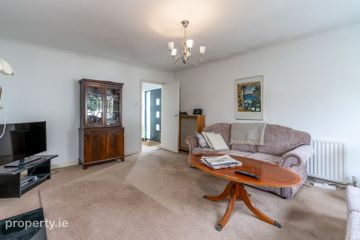Sandycove Close, Sandycove, Co. Dublin — photo 3