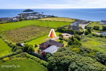 Cotton Rock, The Cliffs, Ballycotton, Ballycotton, Co. Cork, P25XT44
