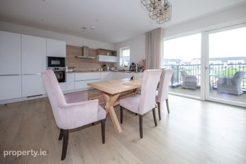 30 The Grove, Saint Marnock'S Bay, Portmarnock, Dublin 13, D13C5VY