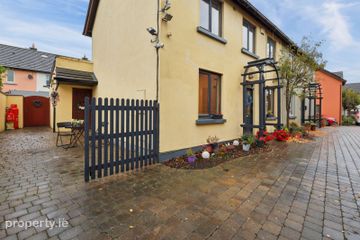 12 Danes Court, Lusk Village (Plus attic conversion), Lusk, Co. Dublin, K45XY22 — photo 2