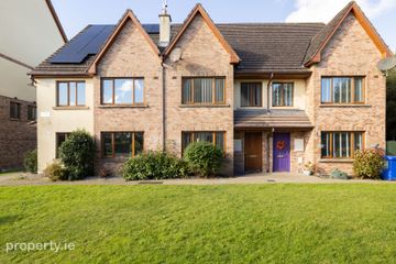 6 Hawthorn Bank, Royal Canal, Mullingar, Co. Westmeath, N91ET2Y
