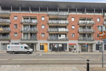 Unit 4, Dargle House, Custom House Square, Lower Mayor Street, IFSC, Dublin 1, D01T625 — photo 2