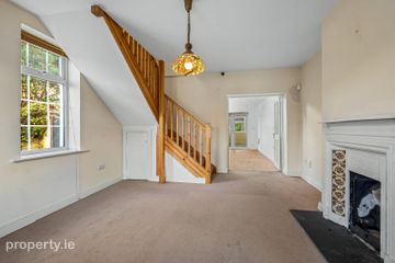 38 Saint Patrick's Cottages, Rathfarnham, Dublin 14, D14C7R9 — photo 2