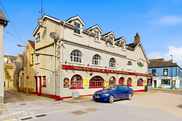 The Saddler's Inn, The Square, Kilbeggan, Mullingar, Co. Westmeath, N91HF54 — photo 2