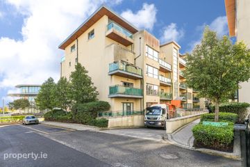 18 Fortunes Lawn, Citywest, Co. Dublin — photo 2