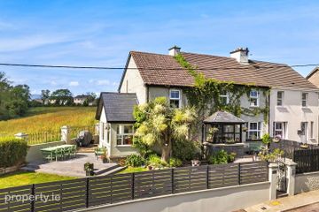 1 Saint Cainirs Place, Bantry, Co. Cork, P75 EF67