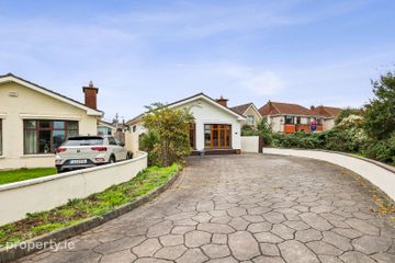 34 Sutton Lawns, Sutton, Dublin 13, D13H6K0