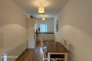 84 The Crescent Apartments, Old Fort Road, P31X296, Ballincollig, Co. Cork — photo 3
