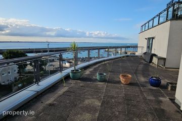 Apartment 22, The Anchorage,Clarence Street,Dun Laoghaire,Co. Dublin, Monkstown, Co. Dublin, A96HD89 — photo 2