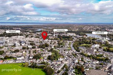 8 University Halls, Newcastle Road, Newcastle, Galway City, H91 R803 — photo 2