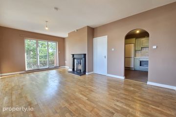1 Plunkett Court, King Street, Drogheda, Co. Louth, A92AC64 — photo 2