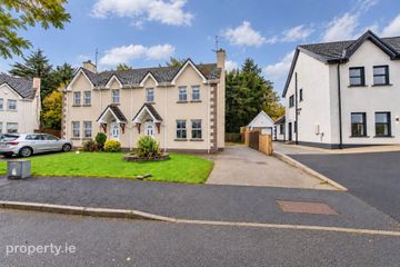 8 Elm Park, Ballymagan, Buncrana, Co. Donegal, F93XR68