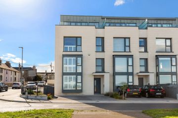 18 La Touche Cove, Cliff Road, Greystones, Co. Wicklow, A63YN79 — photo 2