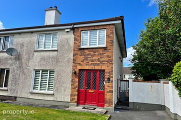 39 Oakdale, Baylough, Athlone, Co. Westmeath