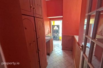 Main Street, Sixmilebridge, Sixmilebridge, Co. Clare, V95E8F8 — photo 3
