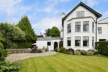 Kilteragh House, 6 Kilteragh Pines, Foxrock, Dublin 18, D18K8Y2