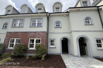 2 Shelbourne Square, North Circular Road, Co. Limerick, V94HP6H — photo 2