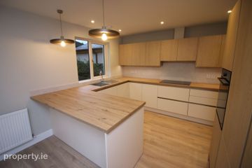 2 Knockrea Drive, Ballinlough Road, Cork City Centre, Co. Cork — photo 2